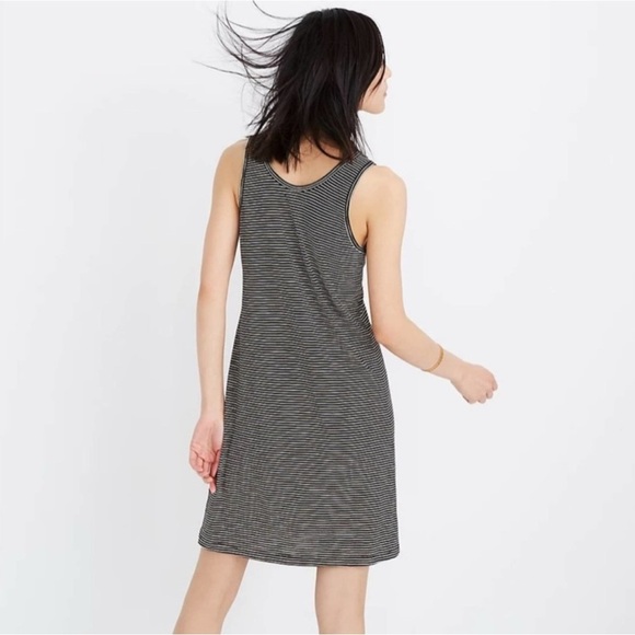 Madewell Striped Scoopneck Knit Dress - size Large. B2 - Picture 2 of 6
